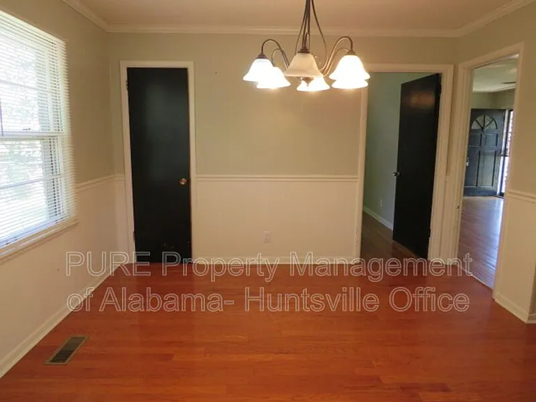 4700 Sparkman Dr NW — Photo 4