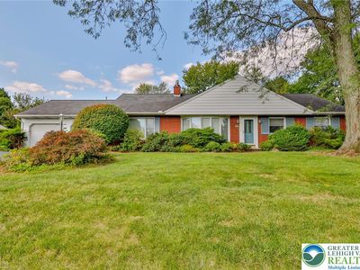 3325 Oxford Cir S, Allentown, PA, 18104