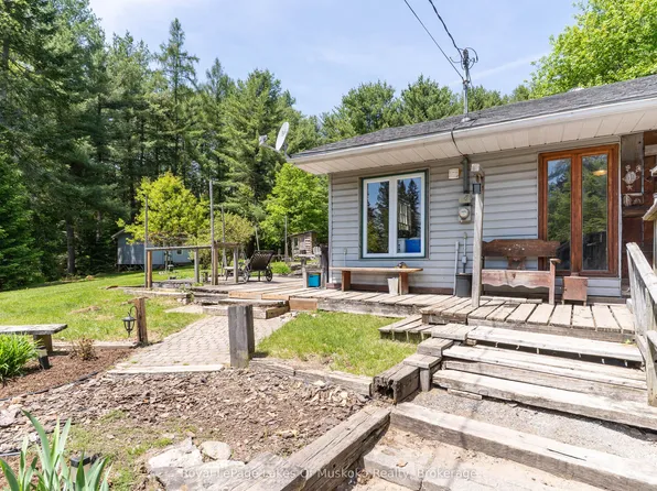 244 S Mary Lake Rd, Town Of Huntsville, ON P0B 1L0