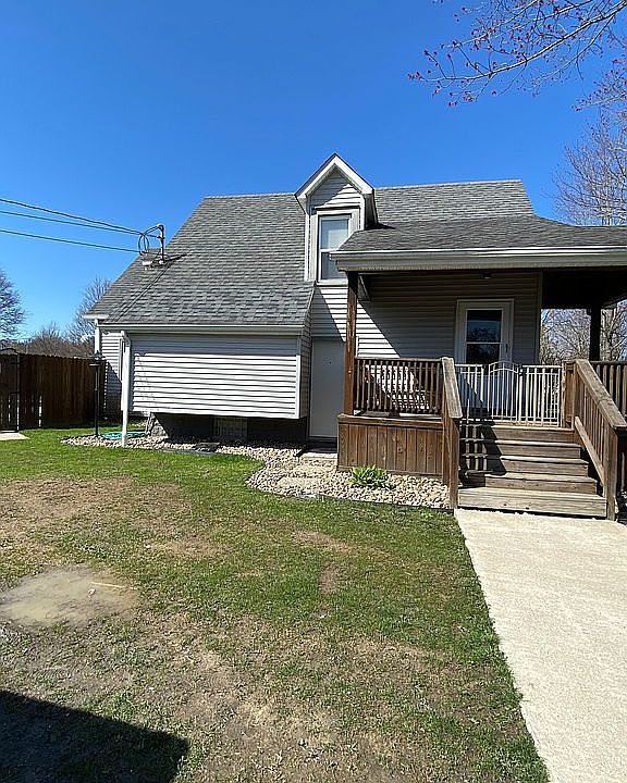 1st image of 4821 Hiram Ave