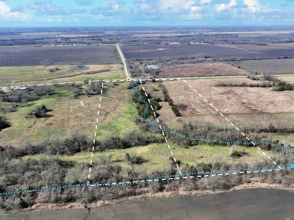 5705 Fm 824, Honey Grove, TX 75446