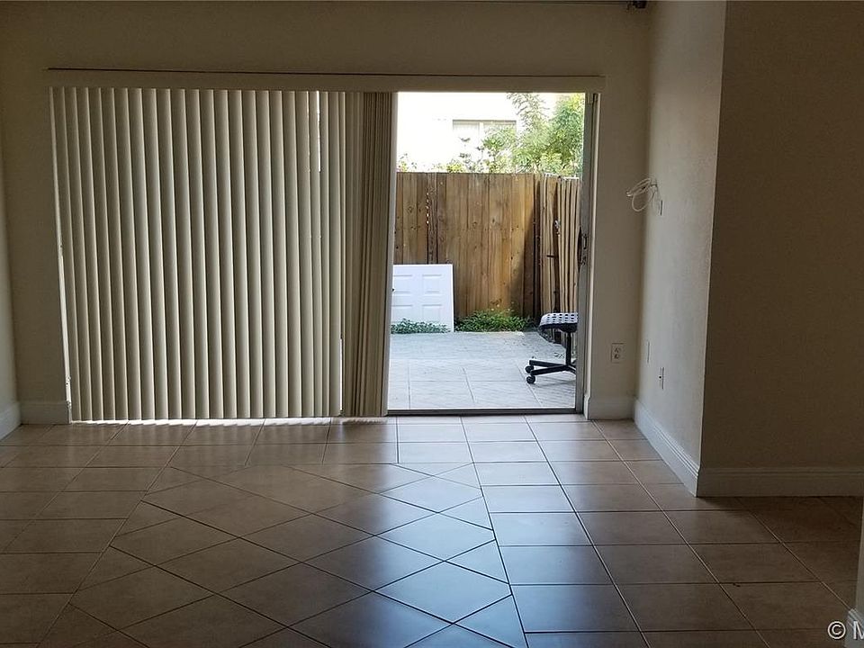 1st image of 4134 NW 79th Ave APT 1A