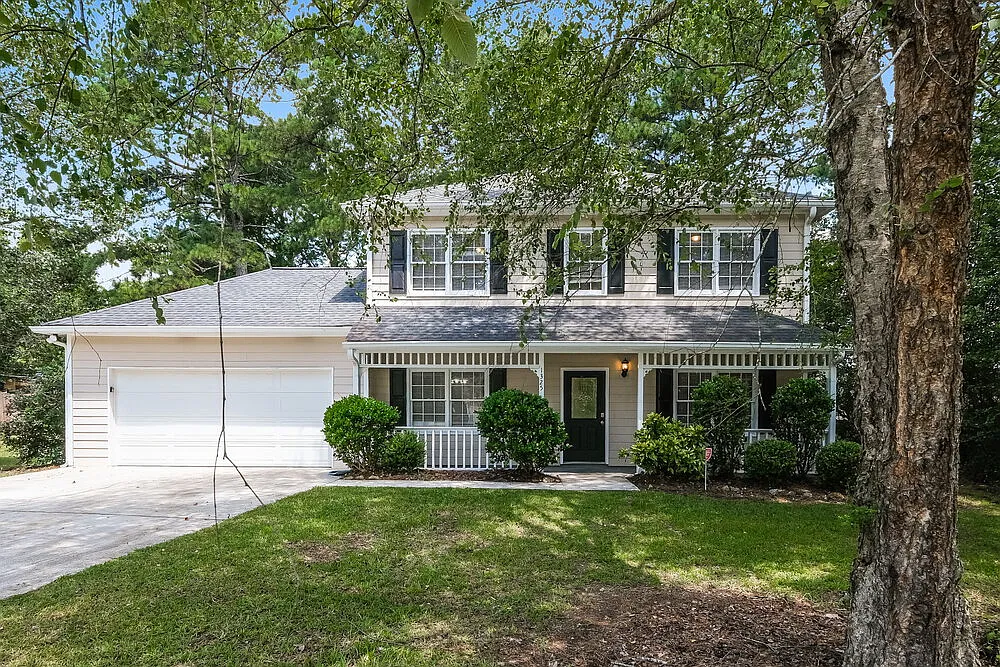 3 bed, 2.5 bath, 2524 sqft, $1,935 — Photo 1