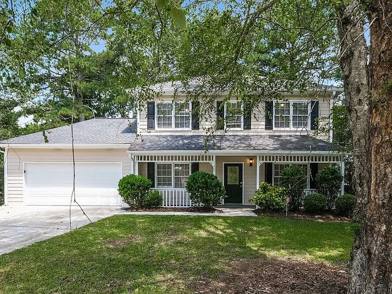 1325 Burning Bush Dr — Photo 4