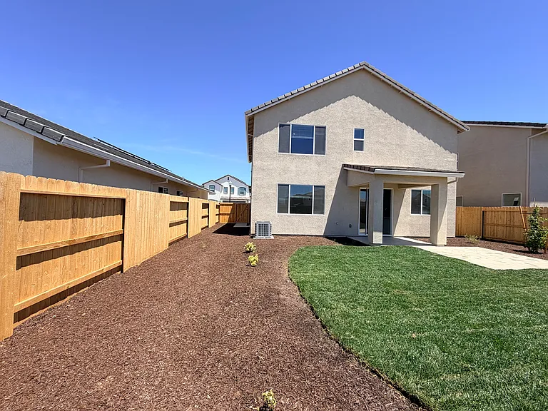 8371 Valpane Way — Photo 32