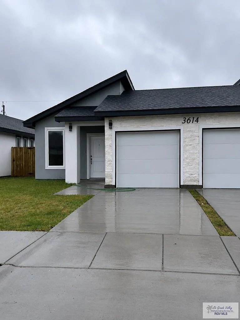 3 bed, 2.5 bath, 1250 sqft, $1,850 — Photo 2