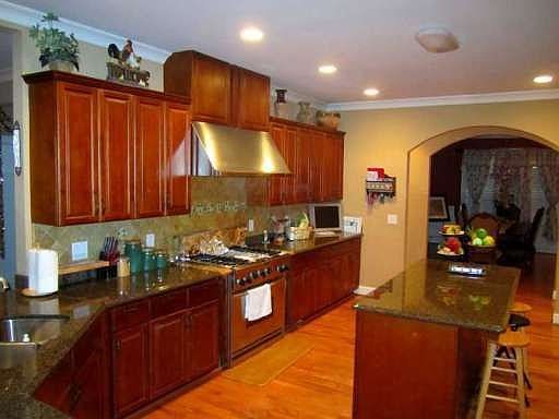 2nd image of 3105 Winding Lake Dr