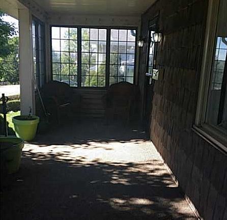 5th image of 806 Summerlea Ave