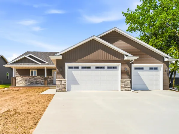 1617 Founders St, Neenah, WI 54956