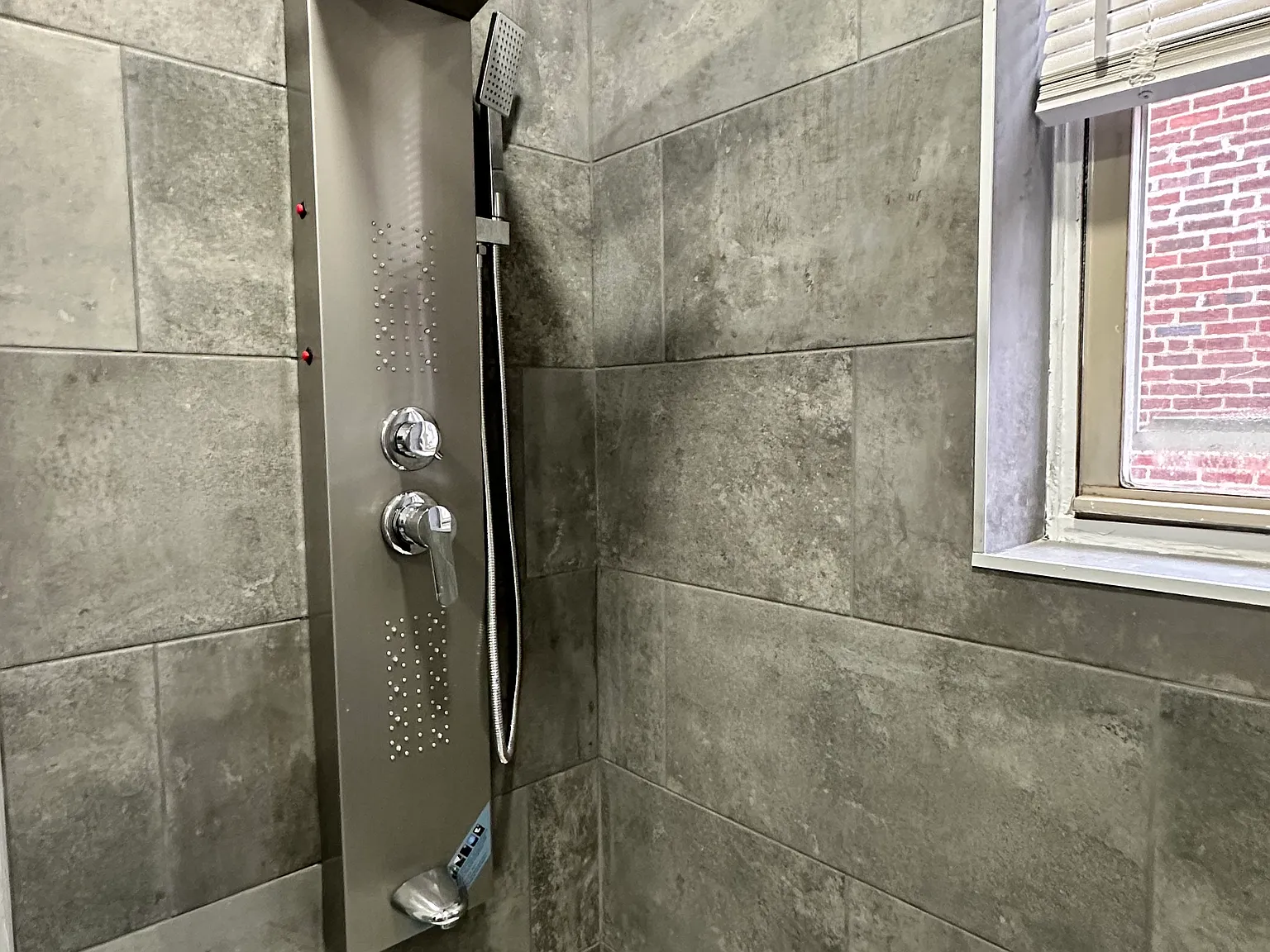 1 bed, 800 sqft, $1,350 — Photo 4