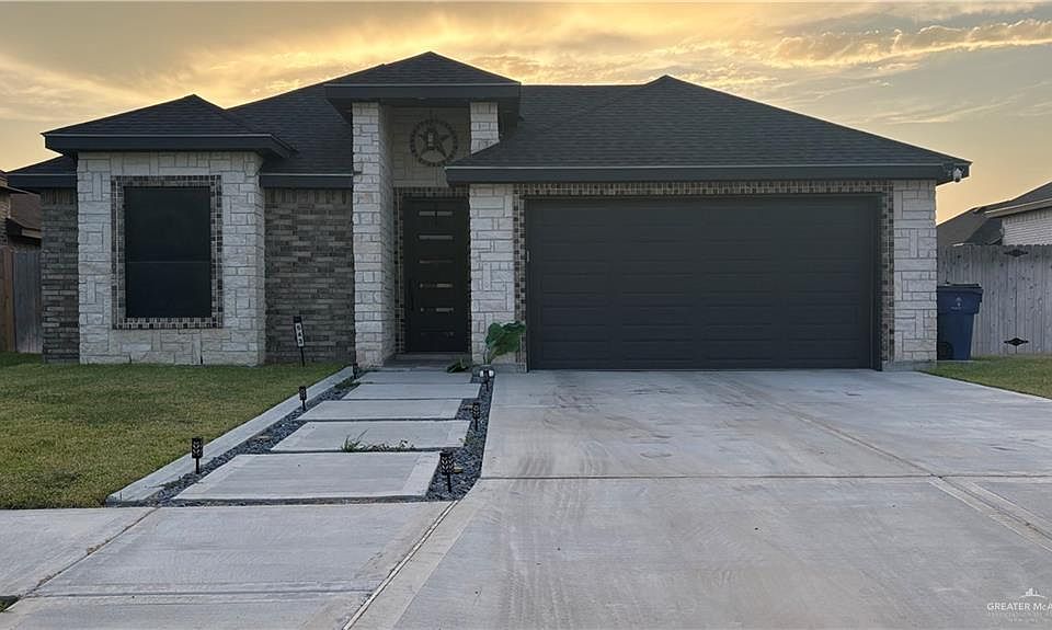 2nd image of 543 Kiki St