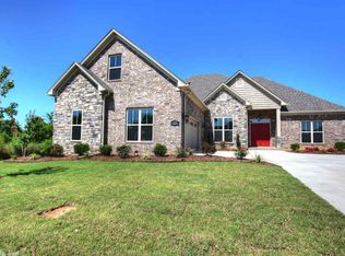 225 Vintage Cv, Conway, AR 72034