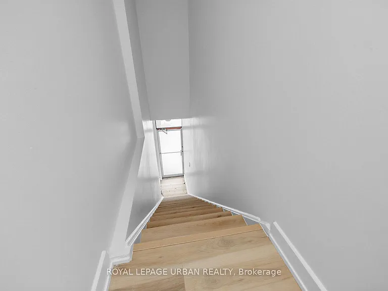 851 Danforth Ave #A — Photo 16