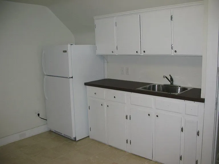 2720 Mayfield Rd #3 — Photo 2