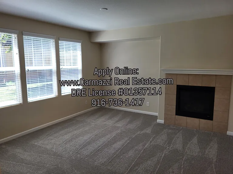 260 Wapello Cir — Photo 6