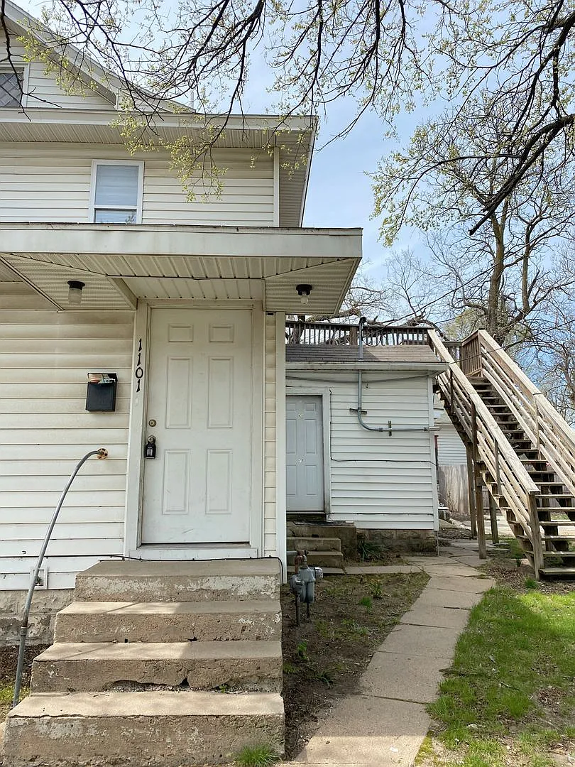 100 W 11th Ave — Photo 1