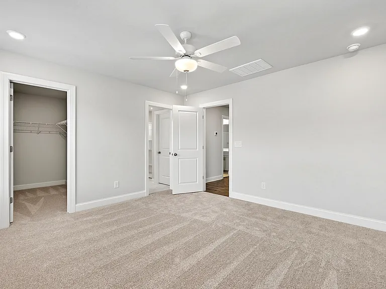801 Portland Rose Dr — Photo 20