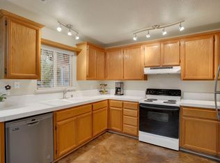 1384 Oak Ridge Dr, Colfax, CA 95713