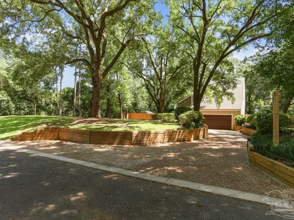 595 Timber Ridge Dr, Pensacola, FL 32534