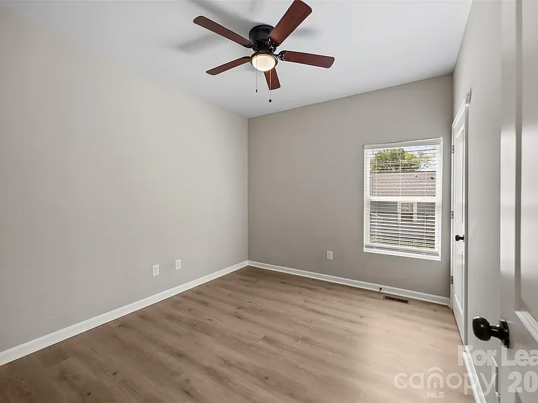 3130 Celia Ave — Photo 15
