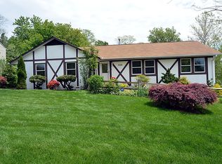 15580 Peach Walker Dr, Bowie, MD 20716