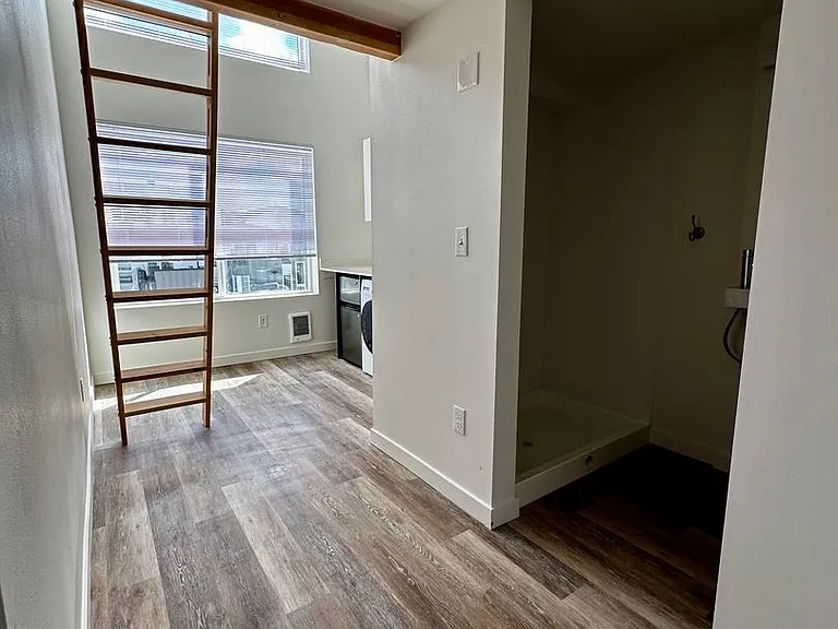 Bode Luna Park - 6 weeks Free & $99 Security Deposit OAC — Photo 33