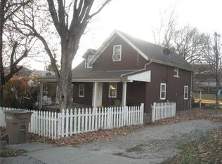 409 S 7th St, Atchison, KS 66002