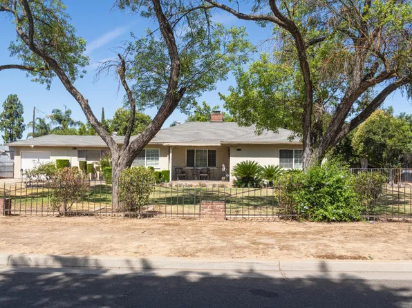 4535 N Delno Ave, Fresno, CA 93705