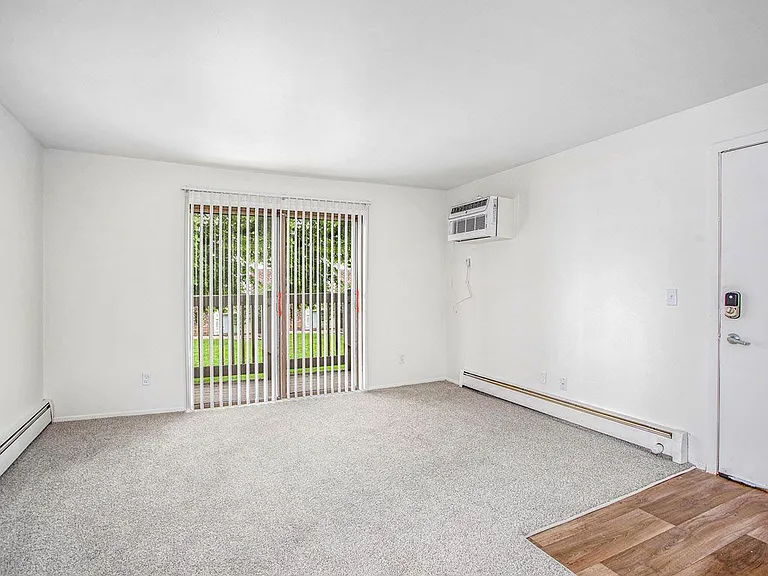 Brookside Apartments — Photo 14
