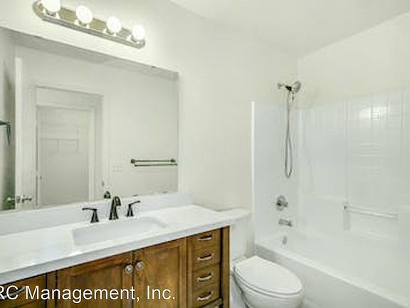 4th image of 1403 63rd St SE #B