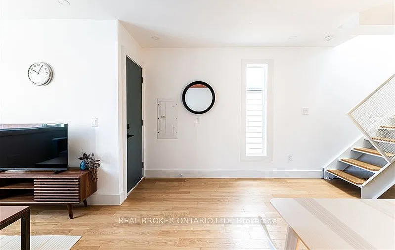 3 bed, $4,150 — Photo 4