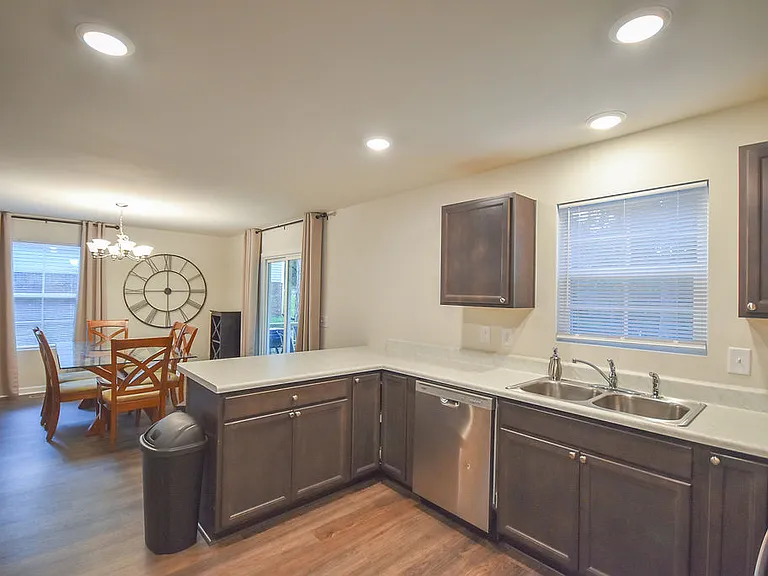 37 Loblolly Ct — Photo 4