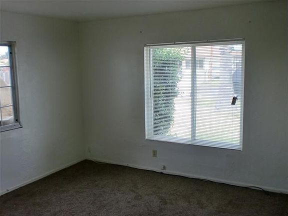 5th image of 4224 E Thomas Ave