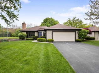 715 Tomlin Dr #A1, Burr Ridge, IL 60527