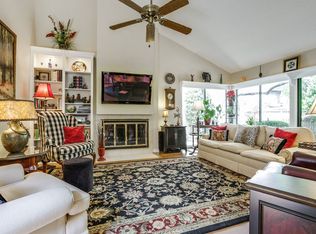 9615 Knobby Tree Dr, Dallas, TX 75243