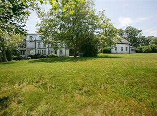 2788-2790 E Main Rd, Portsmouth, RI 02871