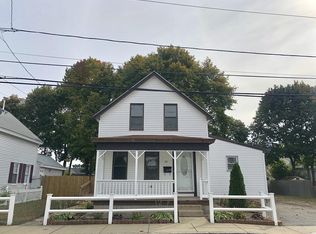 79 Bowden St, Lowell, MA 01852