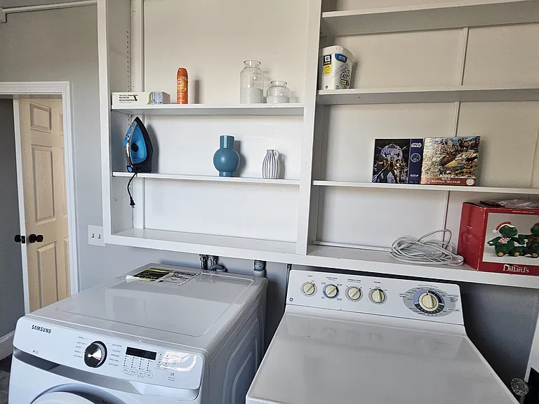 78 Thames St #3 — Photo 32