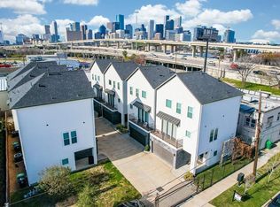 2010 Saint Charles St, Houston, TX 77003