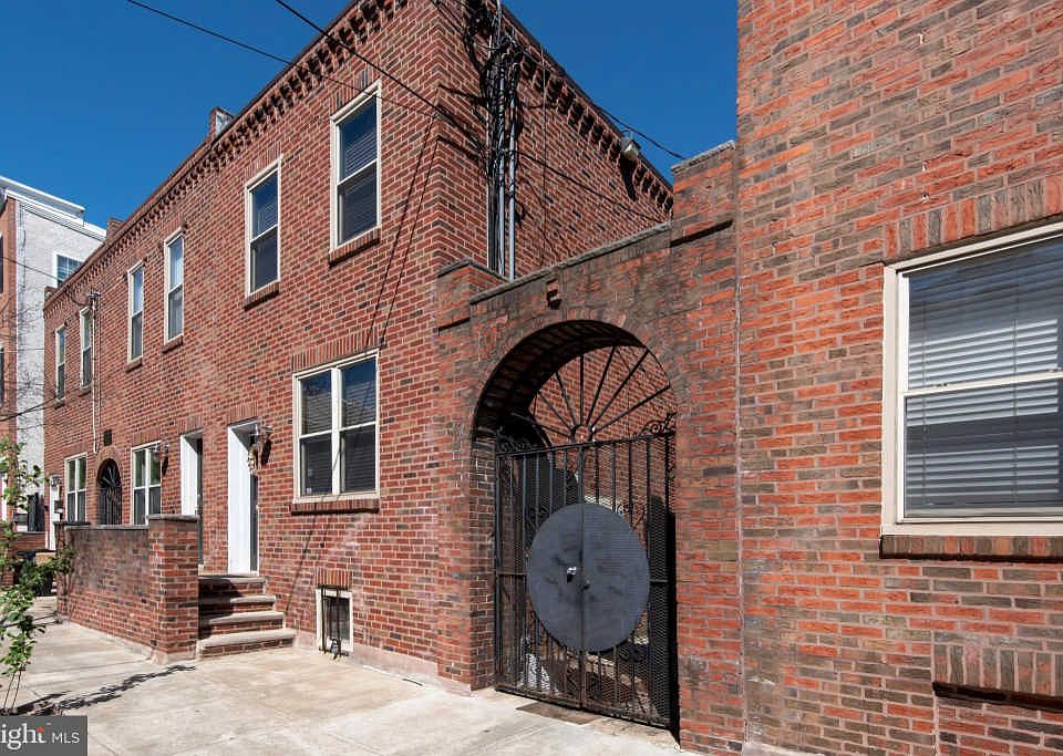 1st image of 1019 N 4th St #1021B