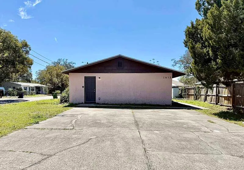2 bed, 1.0 bath, 800 sqft, $1,350 — Photo 4