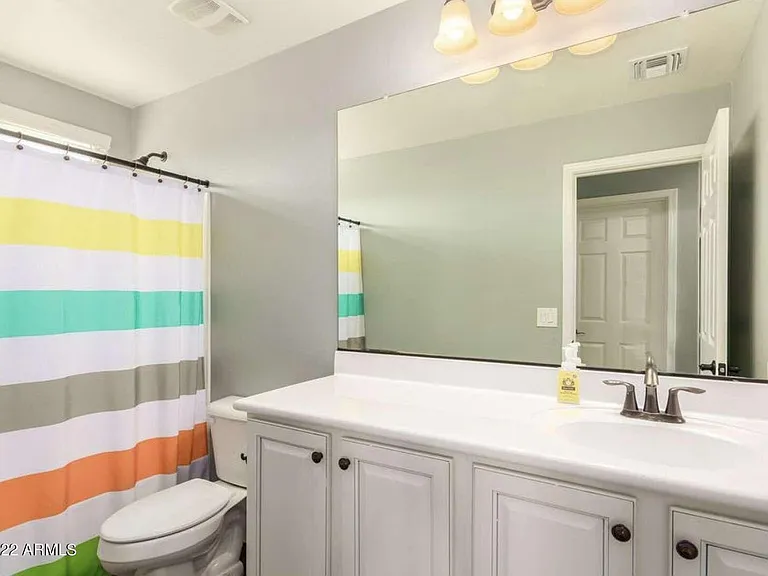 7914 S Columbus Dr — Photo 17