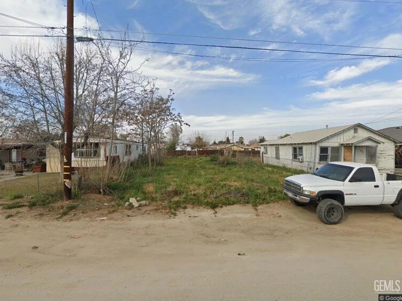 464 Gibson Ln photo 1