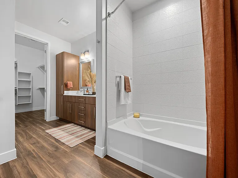 Broadstone Scottsdale Quarter — Photo 12