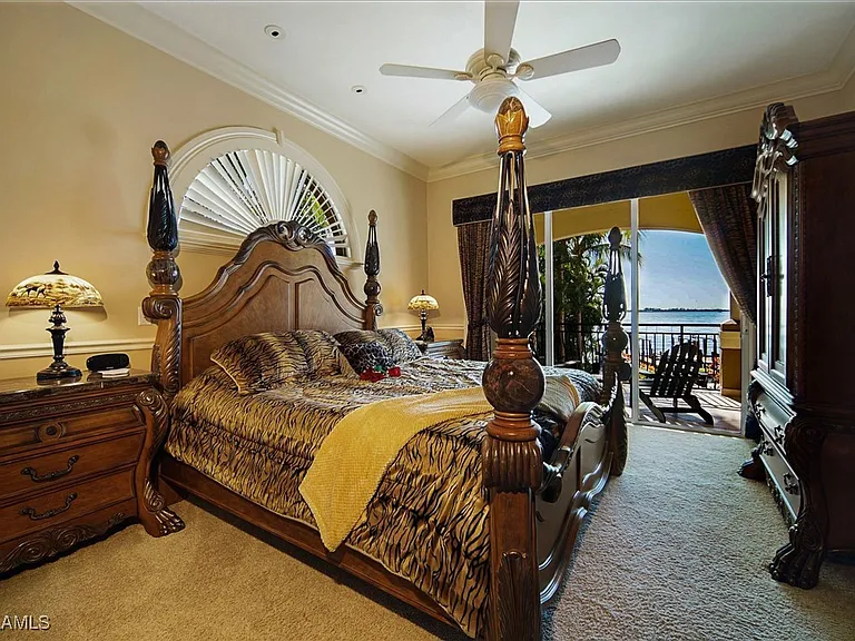 232 Bayshore Dr — Photo 17
