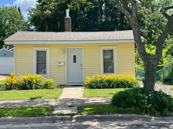 116 Geranium Ave E, Saint Paul, MN 55117