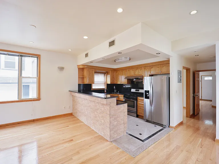 34 Fingerboard Rd #2 — Photo 13