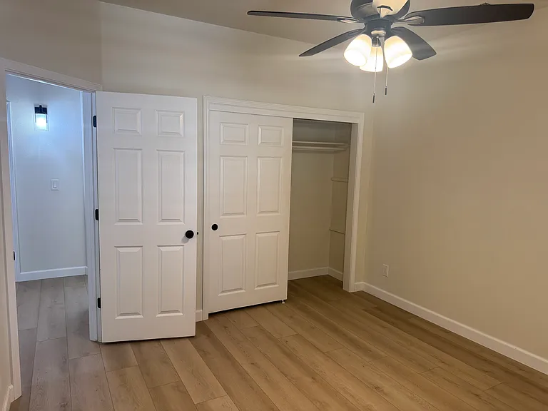 845 E Green Acres Dr — Photo 15