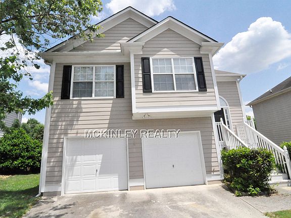 2nd image of 1210 Cumberland Creek Pl