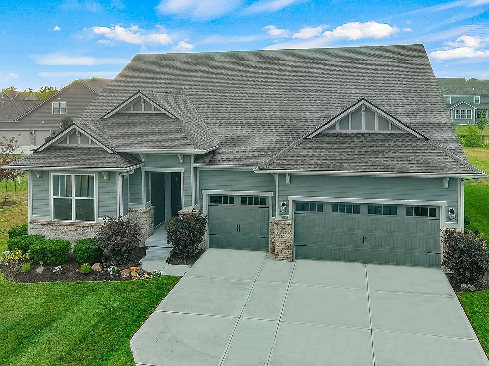 1st image of 15990 Foothill Dr